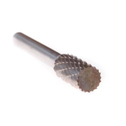 Pilnik obrotowy nazywany też rotacyjnym służy do pracy w metalach