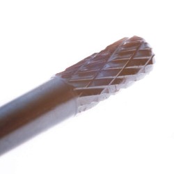 Pilnik obrotowy nazywany też rotacyjnym służy do pracy w metalach