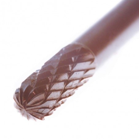 Pilnik obrotowy nazywany też rotacyjnym służy do pracy w metalach